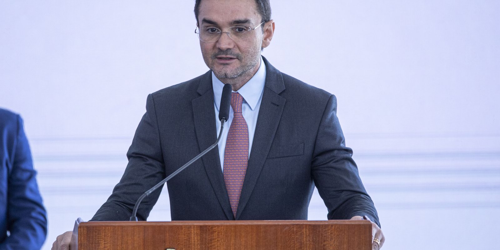 ministro-do-turismo-garante-hospedagem-acessivel-para-cop30-em-belem