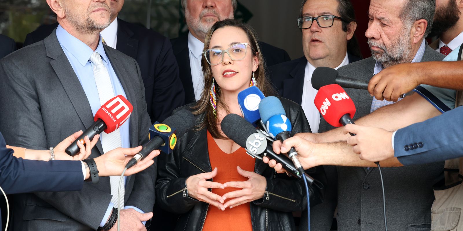 presidenta-do-psol-tem-visto-cancelado-pelos-estados-unidos