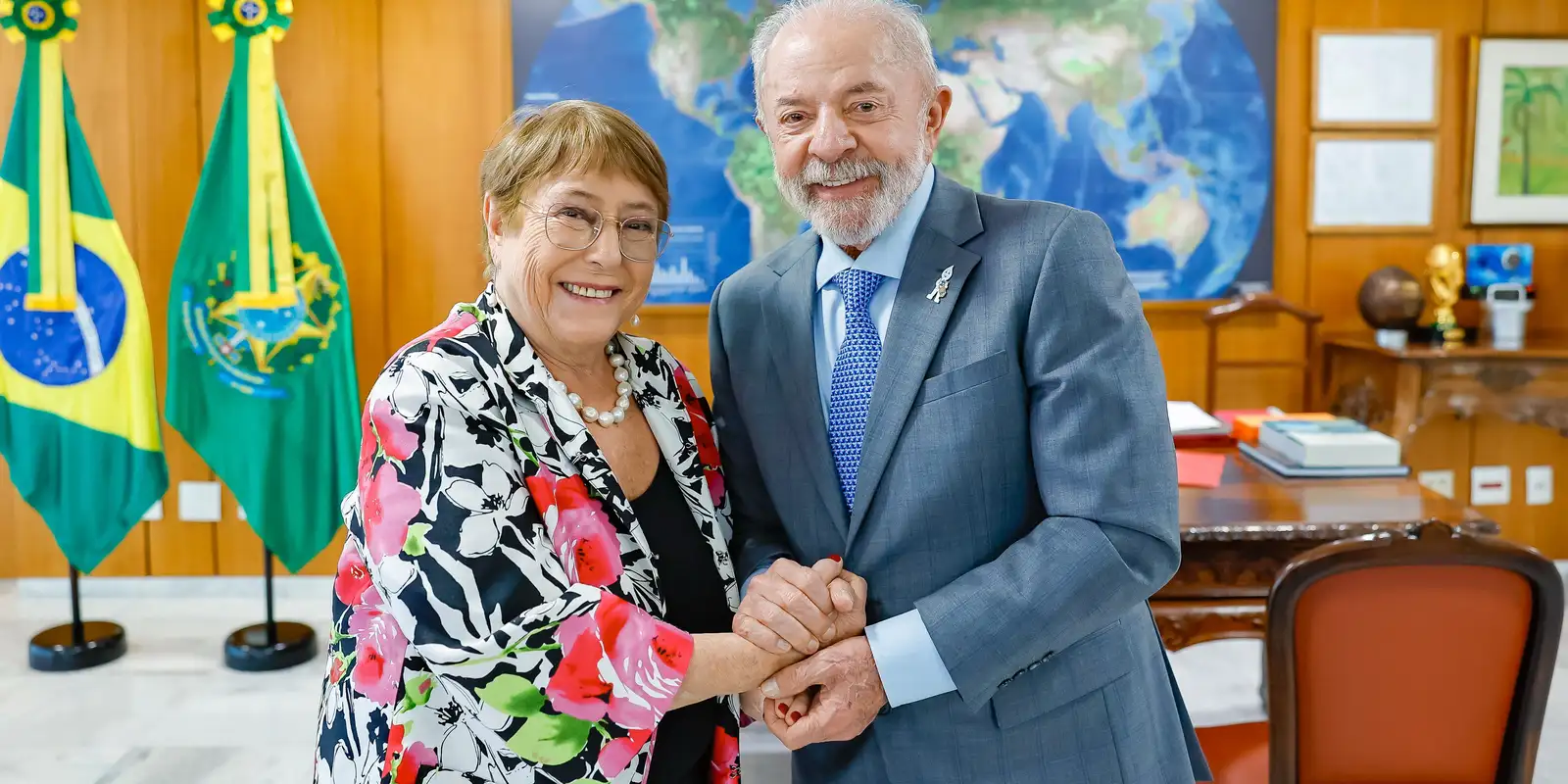 lula-recebe-michelle-bachelet-e-reafirma-apoio-para-ela-chefiar-onu
