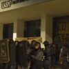 Vereadores provocam universitários em SP e ato tem confronto