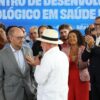 Lula pede que governador do RJ trabalhe para prender milicianos