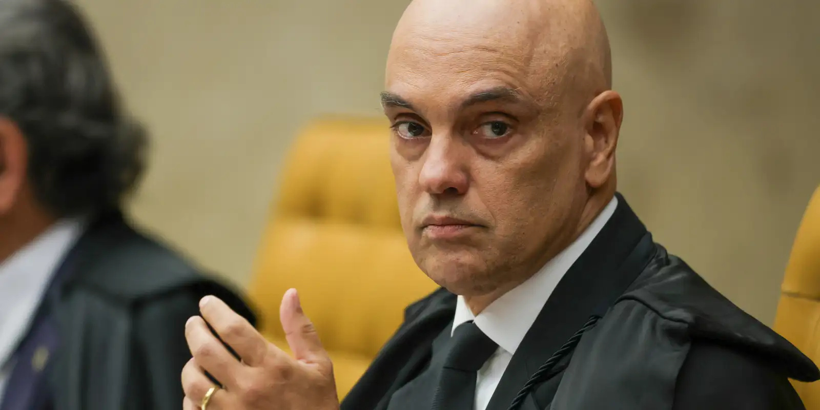 fachin-autoriza-agu-a-defender-moraes-em-processo-nos-eua