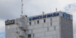 caso-master:-tcdf-bloqueia-ate-r$-2,7-bi-de-ex-dirigentes-do-brb
