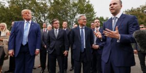 trump-anuncia-autorregulacao-da-ia-por-bigtechs-em-meio-a-temor-social