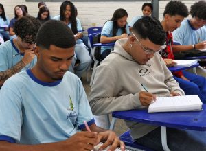 pe-de-meia:-nascidos-em-maio-e-junho-recebem-hoje-parcela-de-r$-200
