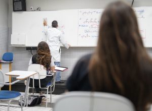 premio-jovem-cientista-recebe-inscricoes-ate-dia-31