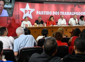 haddad:-20-milhoes-de-brasileiros-nao-deveriam-estar-pagando-ir