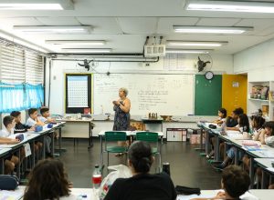 carteira-nacional-do-professor-sera-entregue-em-outubro,-anuncia-mec
