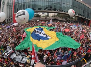 sao-paulo-tem-42-mil-pessoas-em-ato-contra-pec-da-blindagem-e-anistia