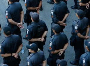 cinco-pms-do-rio-sao-presos-por-crimes-durante-operacao-contencao