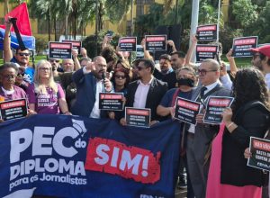 entidades-condenam,-em-audiencia-no-senado,-cerceamento-a-jornalistas