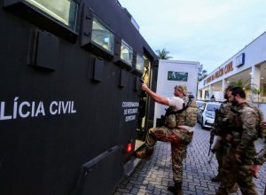 nova-fase-da-operacao-contencao-tem-confronto-no-complexo-do-salgueiro