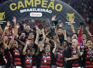 ranking-da-cbf:-flamengo-segue-lider-e-corinthians-sobe-para-segundo