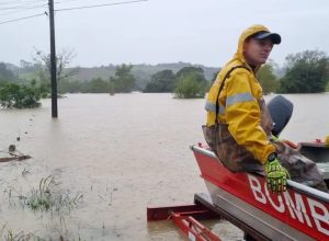 ciclone-extratropical-se-intensifica-em-santa-catarina