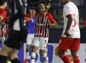 sao-paulo-e-palmeiras-se-garantem-nas-semis-do-campeonato-paulista