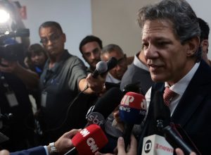 haddad:-conflito-nao-deve-impactar-economia-brasileira-imediatamente