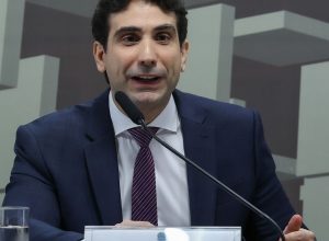 galipolo-ve-brasil-mais-protegido-da-volatilidade-que-outros-paises