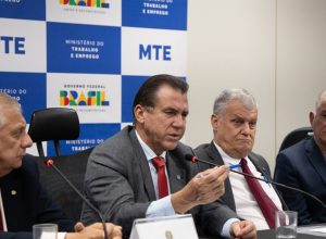 taxistas-pedem-ao-governo-linha-de-credito-para-renovacao-de-frota