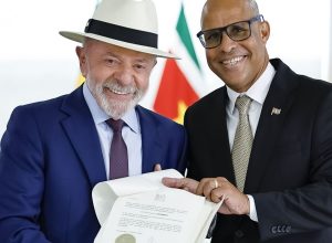 lula-recebe-credenciais-de-sete-novos-embaixadores