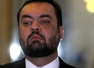 castro-desiste-de-candidatura-ao-senado-apos-ser-alvo-de-acoes-da-pf