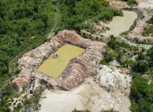 camara-aprova-urgencia-de-texto-que-facilita-garimpo-de-menor-porte