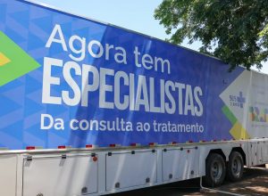 agora-tem-especialistas-lanca-em-manguinhos-carreta-de-saude-da-mulher