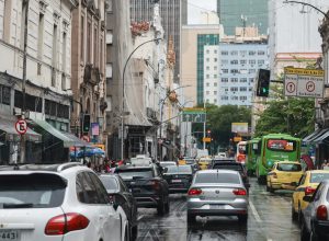 adesivo-eleitoral-pode-levar-a-perda-da-cobertura-de-seguro