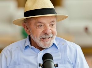 pelo-pt,-lula-busca-reeleicao-com-foco-em-pautas-sociais