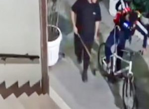 segurancas-de-rua-sao-presos-por-agredir-ciclista-ate-a-morte-no-rio