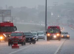 chuvas-e-granizo-voltam-a-castigar-rio-grande-do-sul-e-santa-catarina