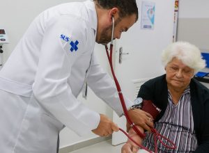 prova-que-avalia-formacao-medica-ocorre-neste-domingo-em-todo-pais